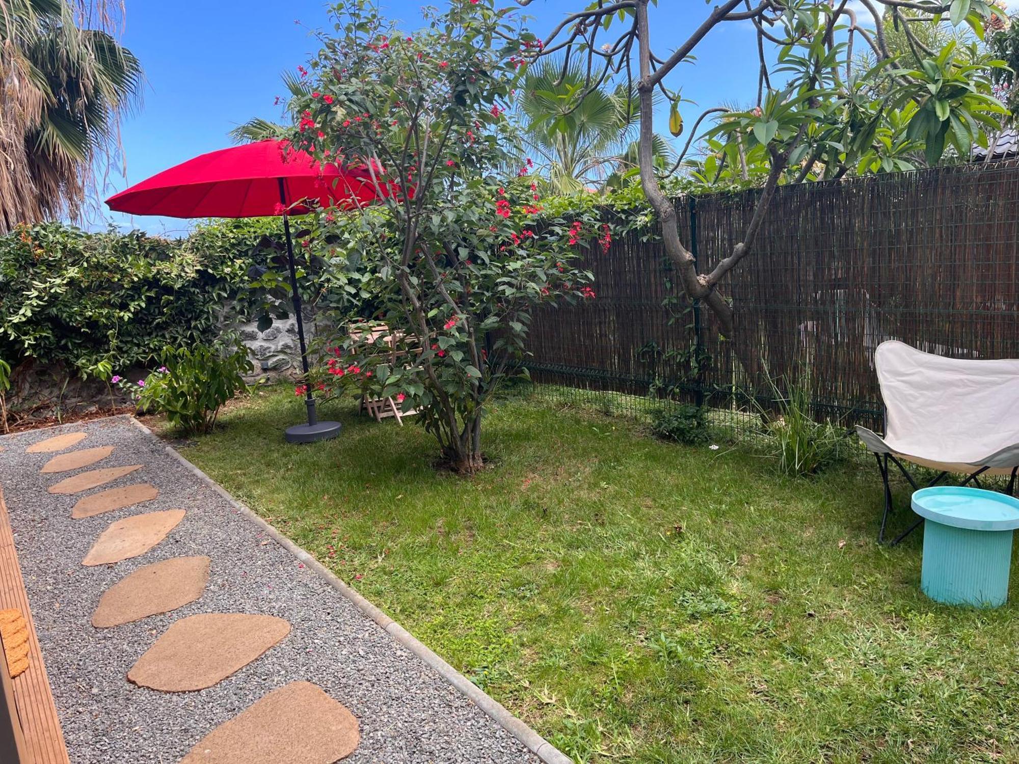 Bungalow Leu Gadiamb Сен-Лё Экстерьер фото